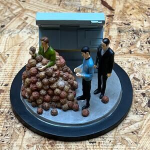 Hawthorne Village 2008 Diorama Star Trek The Trouble with Tribbles